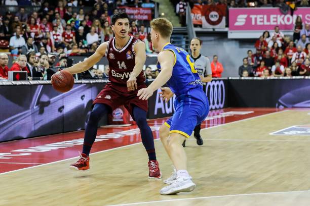 激烈而精彩 激烈而精彩